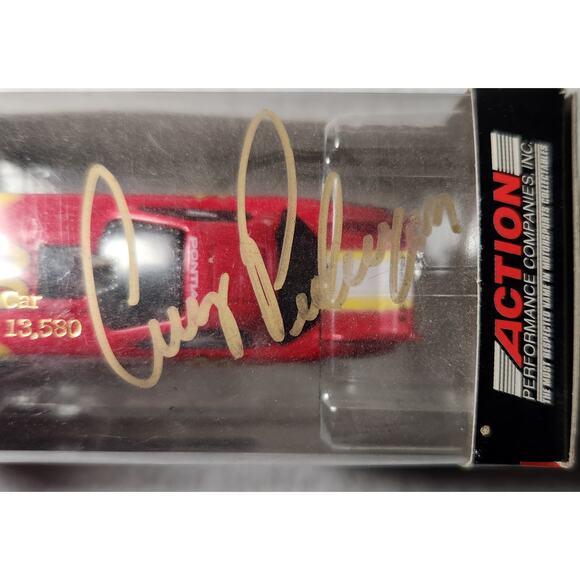 Action Cruz Pedregon Signed McDonald's 1997 Funny Car Limited Ed. 1:64 Sealed - Picture 2 of 7